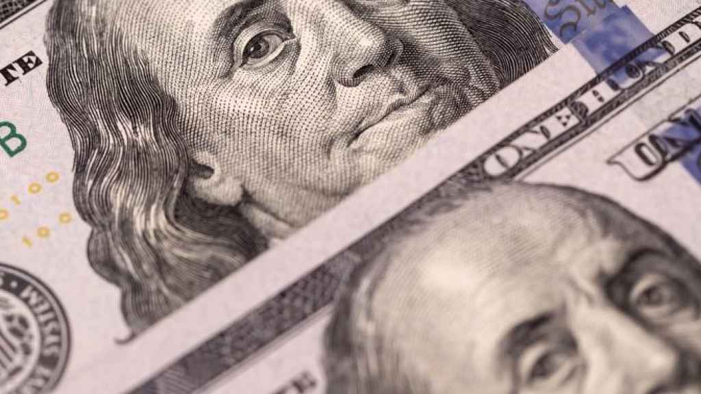 إرتفاعٌ في دولار السوق السوداء!