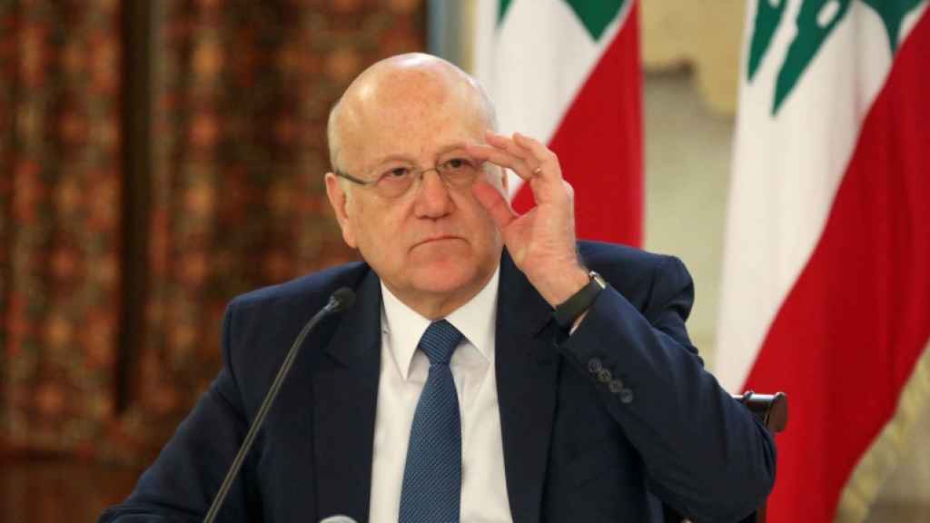 مقرّب من ميقاتي لصحيفة The Cradle: رئيس الوزراء أعطى موافقته على عرض الفيول الإيراني المجاني