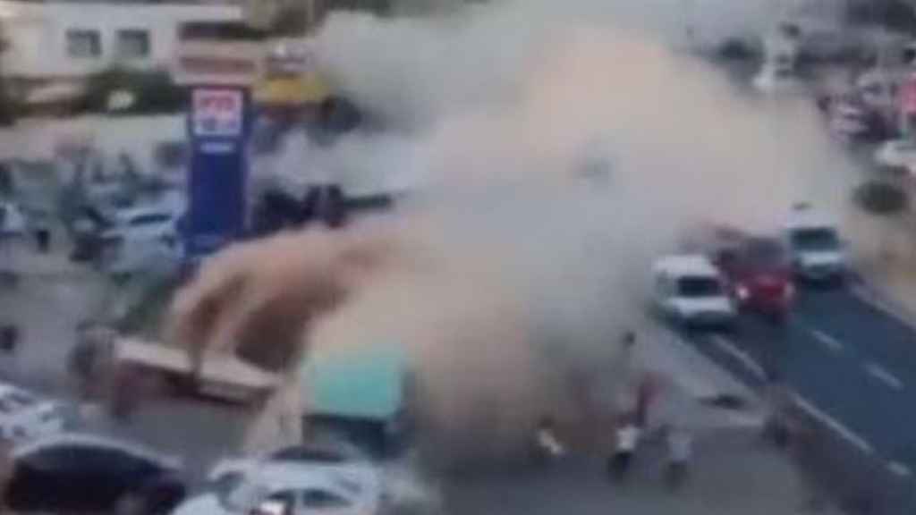 بالفيديو: شاحنة تدهس حشدا في تركيا وتقتل 16 على الأقل