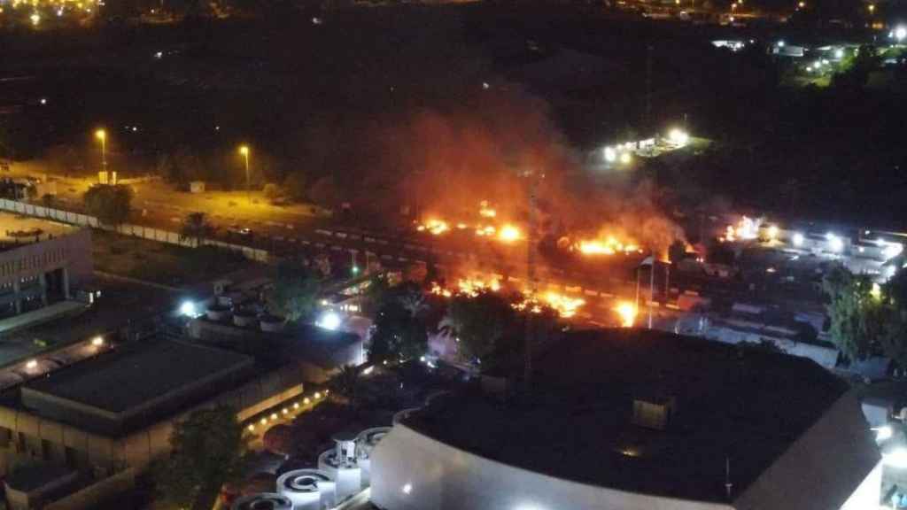 إحراق مجلس النواب العراقي حسب الاخبار الواردة