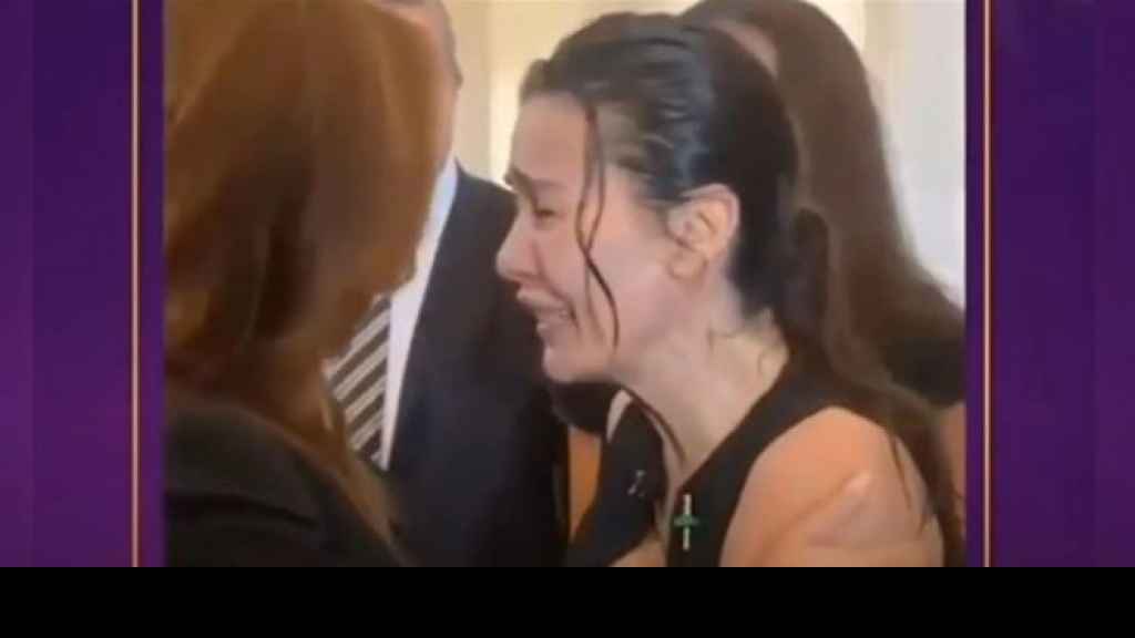 فيديو مؤثر جداً لنادين الرّاسي ونجوى كرم.. المشهدُ يُبكي الحجر!