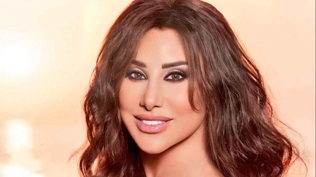 نجوى كرم تشارك صديقتها بفرحة زفافها وتلتقط باقة العروس.. واللقطة تجتاج السوشيال ميديا