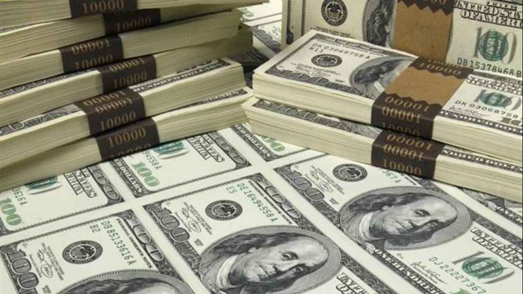 كم بلغ سعر دولار منصة 