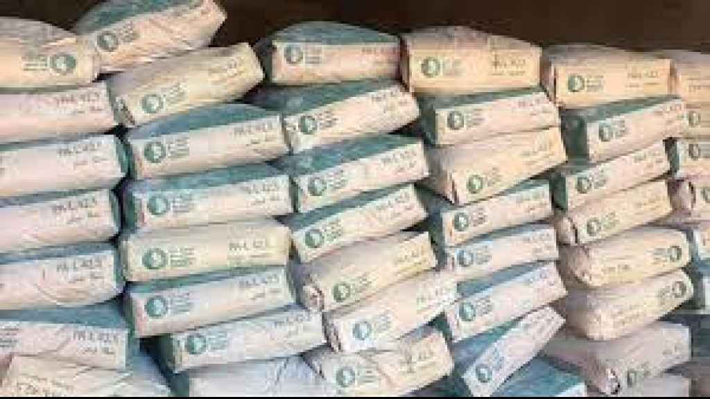 الصناعة تحدد سعر طن الترابة