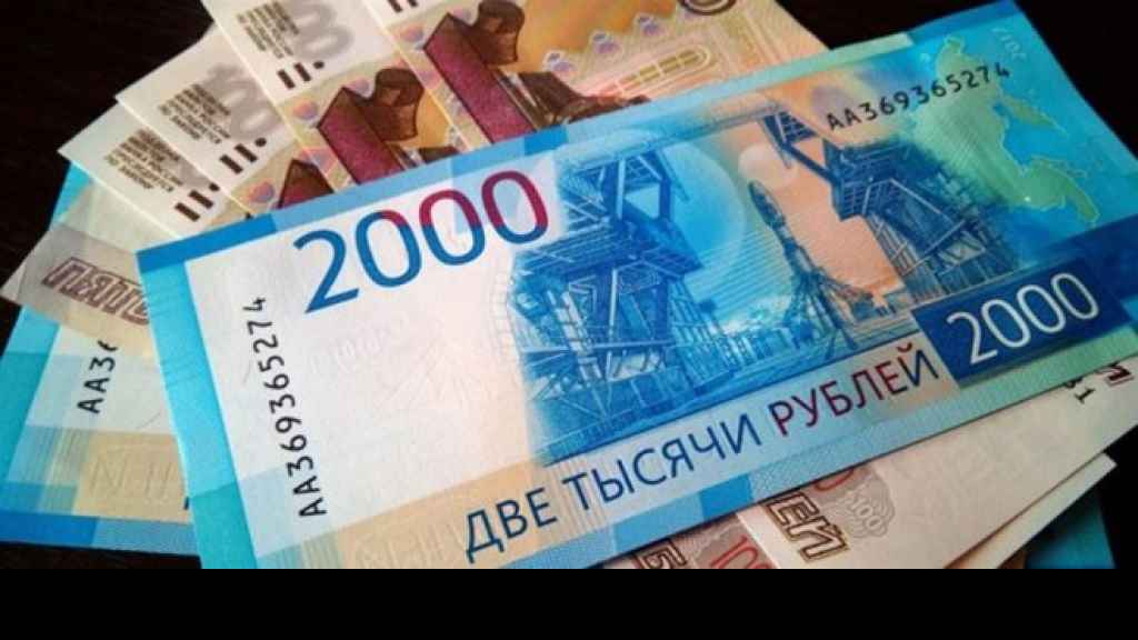 انهيار كبير لليورو مقابل الروبل اليوم… ماذا كشفت “البورصة”؟