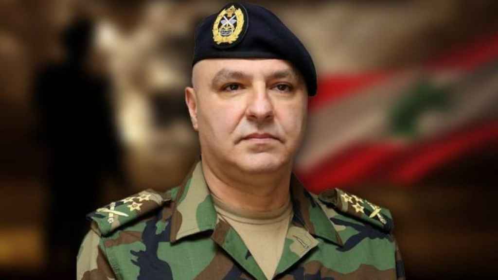 هل يُعلن قائد الجيش ترشّحه للرئاسة بعد 31 تشرين؟ 