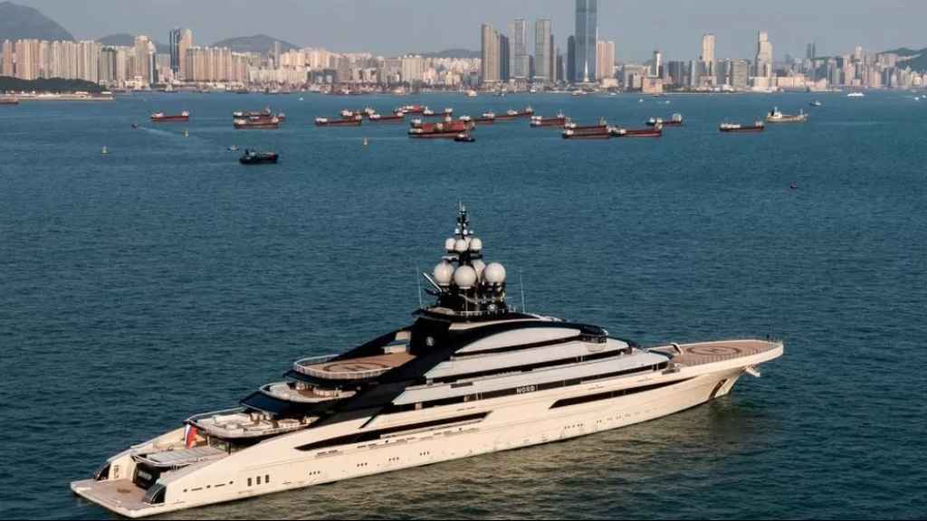 هونغ كونغ ترفض اتخاذ إجراء ضد يخت أحد حلفاء بوتين