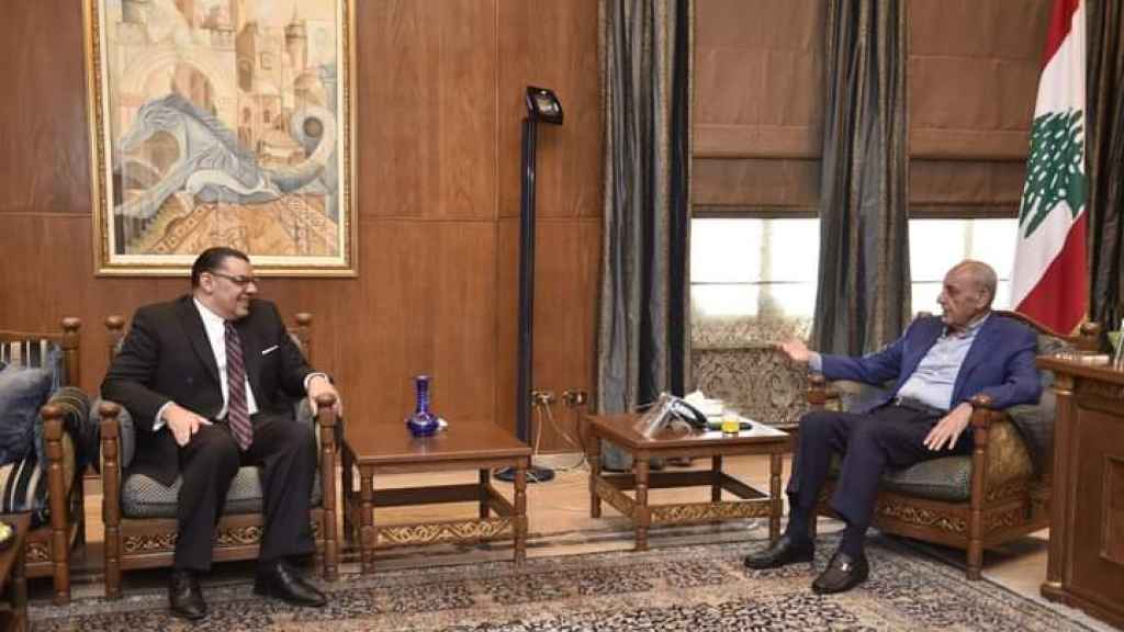 الرئيس بري يبحث في الاوضاع العامة مع السفير المصري 