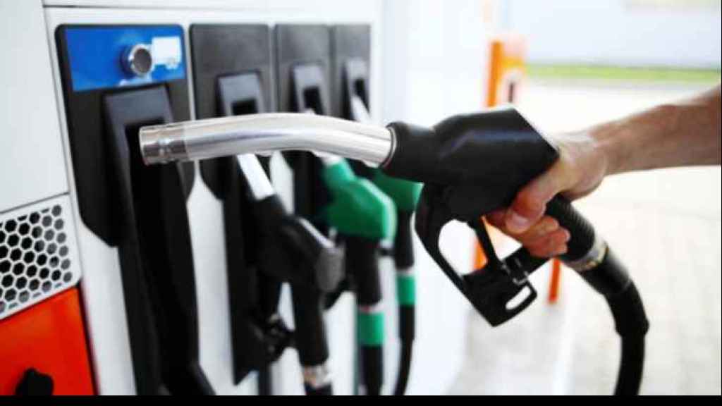 ارتفاع سعر صفيحتَي البنزين 13000 ليرة والمازوت 25000 ليرة والغاز 3000 ليرة