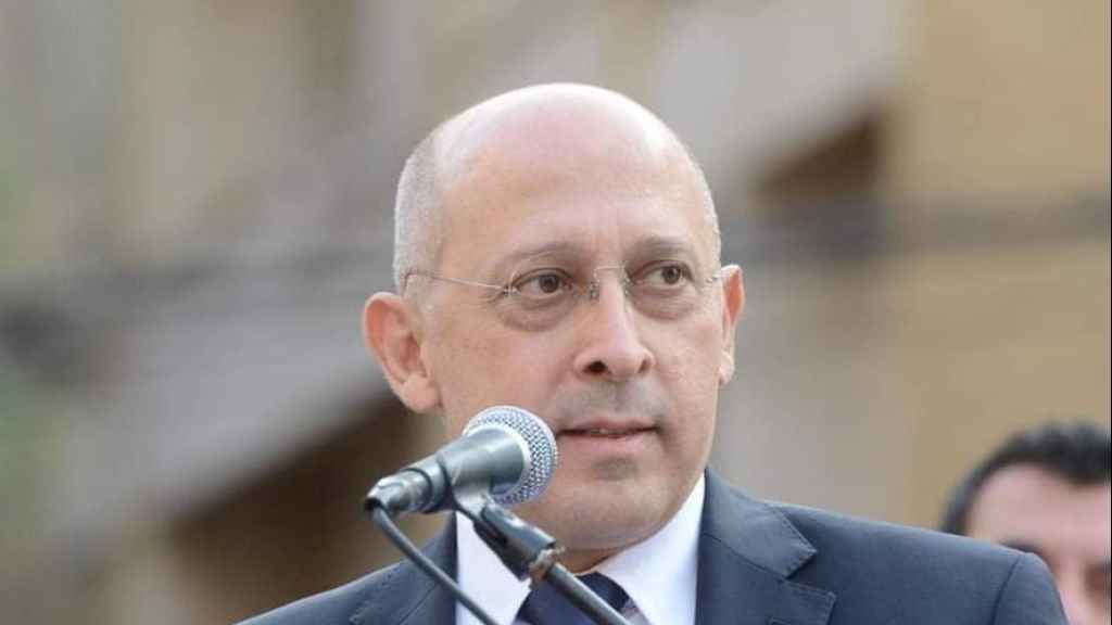 آلان عون ممثلاً رئيس الجمهورية في حفل إزالة الستار عن نصب الفنان الكبير زكي ناصيف: 