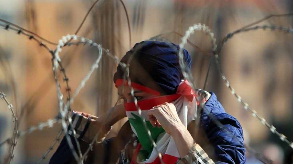 القوى الأمنية قد تفقد السيطرة والحراك الشعبي سيندلع مجدداً | واشنطن: الانهيار يحرّر لبنان من حزب الله