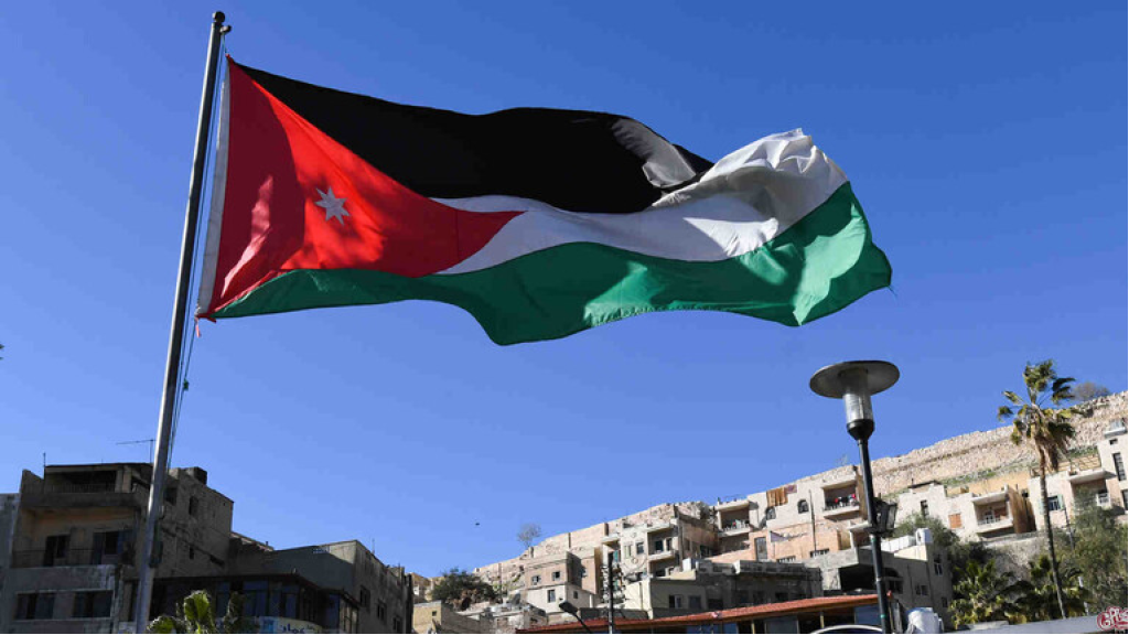 الأردن.. مطالبات باستقالة وزيرة الثقافة بسبب رواية 