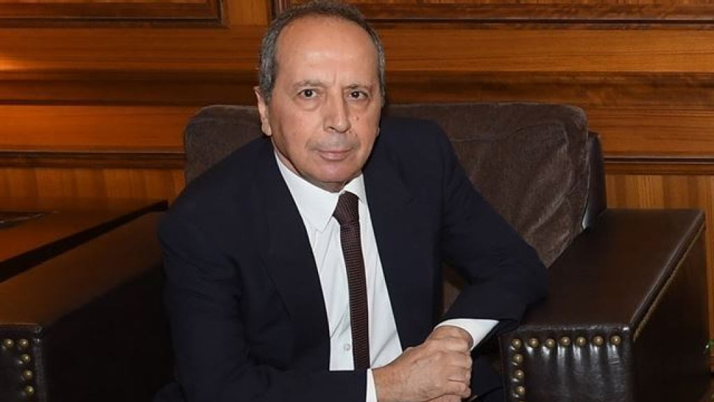  السيد قدم اقتراح قانون لوضع ضوابط استثنائية وموقتة على التحاويل والسحوبات النقدية 