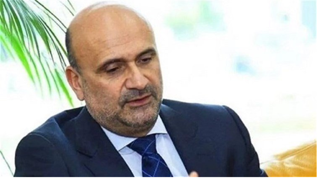 سيمون أبي رميا يتحدث عن “لم الشمل”: زياد أسود لم يخرج من التيار… الكارثة والفلتان آتيان!