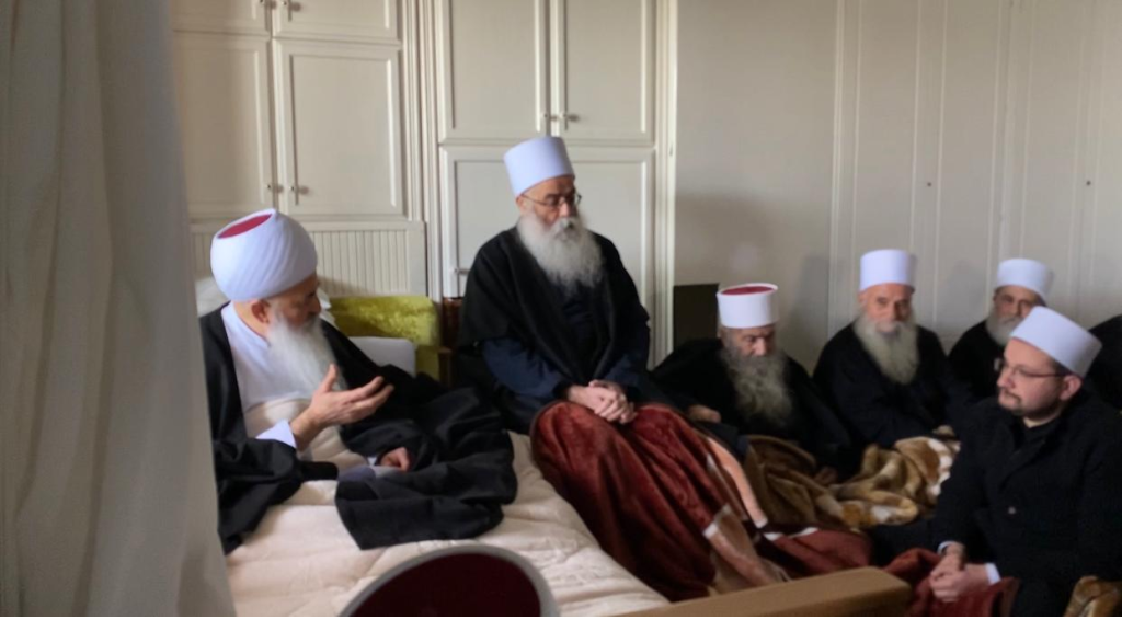 سماحة شيخ العقل يزور المرجعيات الروحية: رسالتنا دائماً هي الوحدة ونبذ الخلافات والعمل من أجل لم شمل اهل الدين والموحدين