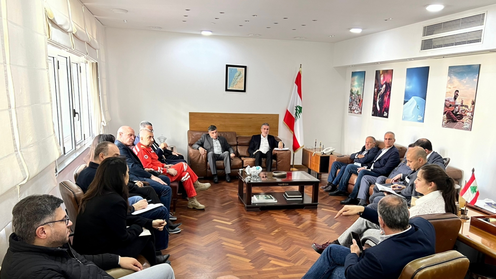 نصّار يعقد اجتماعاً تنسيقياً موسّعاً للتحضير لموسم التزلّج  المقبل