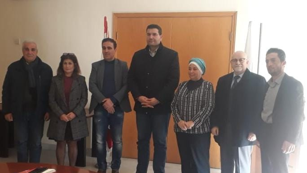 وزير الزراعة يلتقي جمعية 