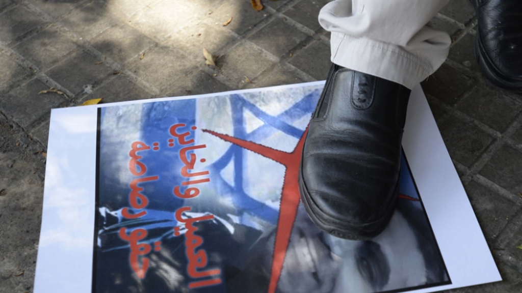 رحلة عميل من فريتاون إلى مونروفيا... فالناقورة: وشم الـ«313» لفت بلجيكية شقراء أوقعت محسن في شباك الموساد