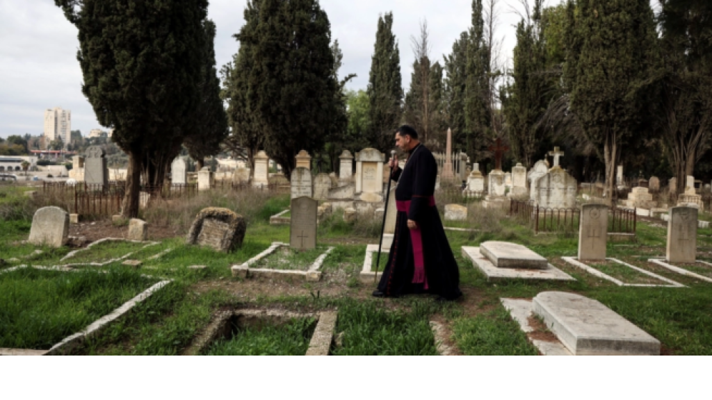 تخريب عشرات القبور المسيحية بالقرب من القدس القديمة...