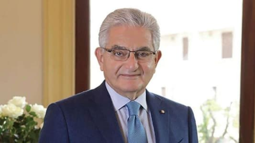 لماذا غادر رئيس جمعية المصارف لبنان ?