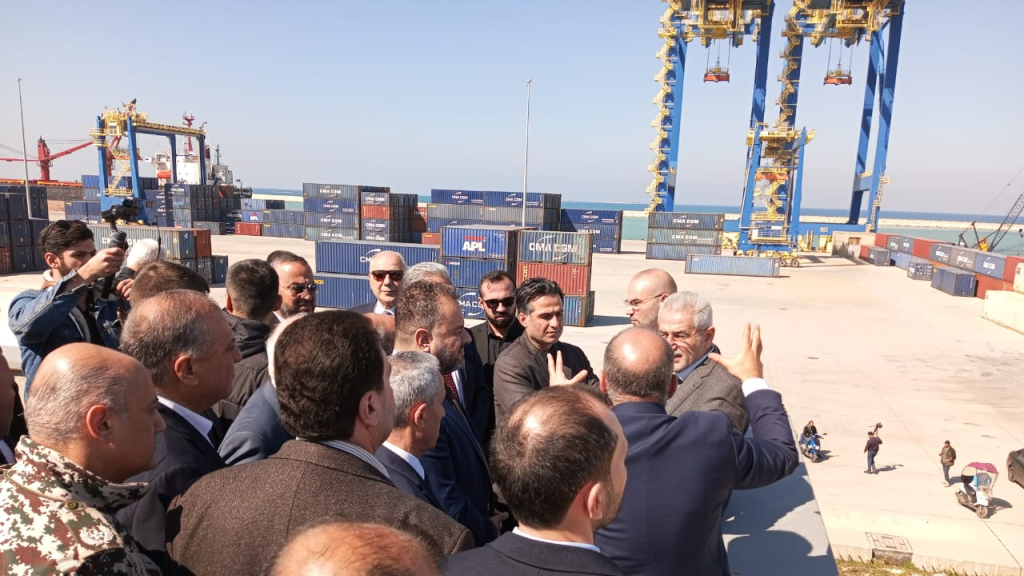 حمية اطلق مزايدتي بناء الإهراءات وانشاء الحوض العائم لصيانة السفن خلال زيارته لمرفأ طرابلس