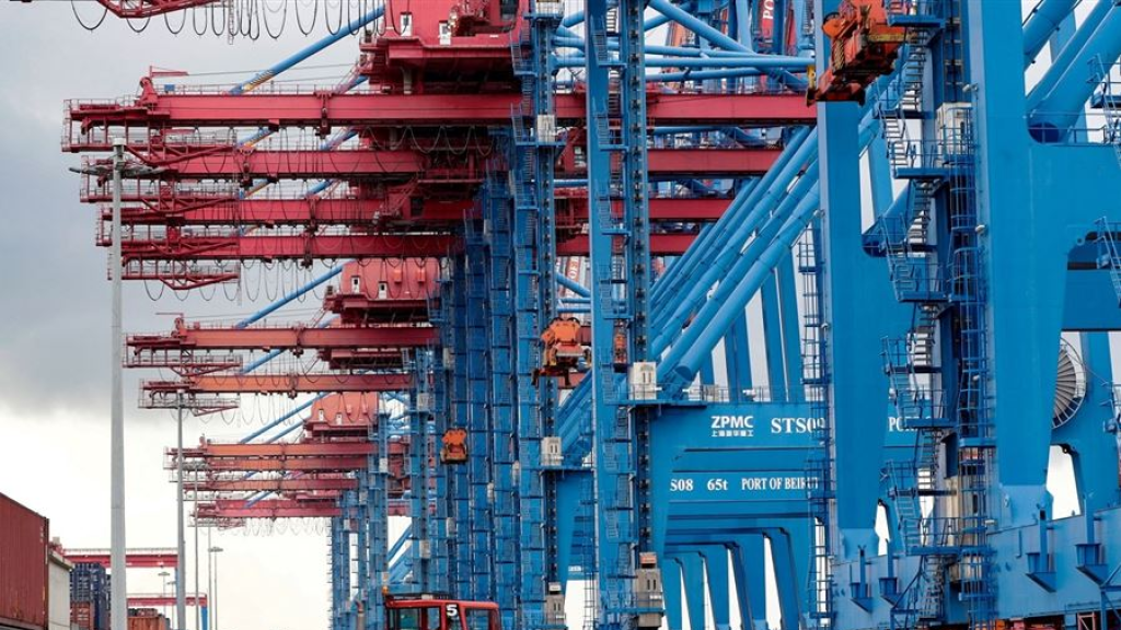 هل الـ 45 ألف ليرة للدولار الجمركي ستعتمد لكلّ الضرائب والرسوم الرسميّة ?