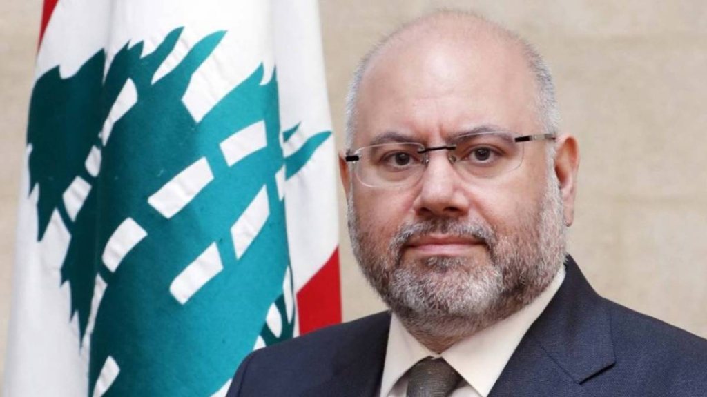 الابيض: نعمل بجدية للمحافظة على من تبقى من الطواقم التمريضية