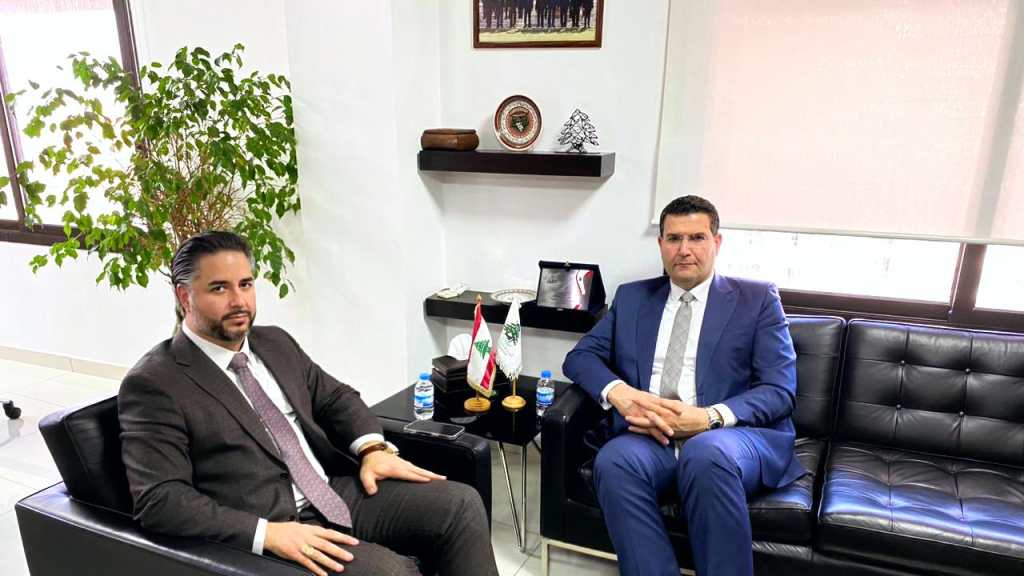 وزير الزراعة يؤكد التعاون الوثيق مع وزارة الإقتصاد فيما خص الأمن الغذائي