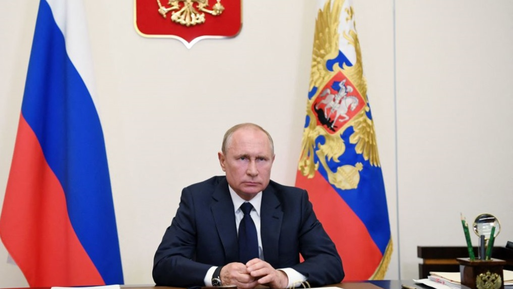 المحكمة الجنائية الدولية تصدر مذكرة لـ”اعتقال بوتين”.. ما هو رد موسكو؟ 