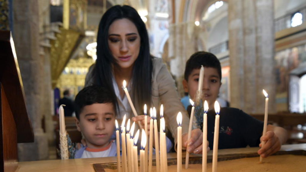 لا مظاهر احتفالية في أعياد اللبنانيين..! 