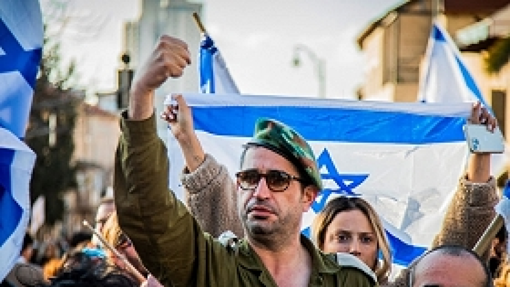 “إسرائيل” تعاقب جنودها!