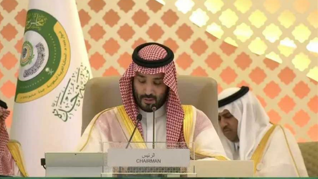 افتتاح القمة العربية في نسختها الـ32 بن سلمان: لن نسمح بأن تتحول منطقتنا إلى منطقة صراعات