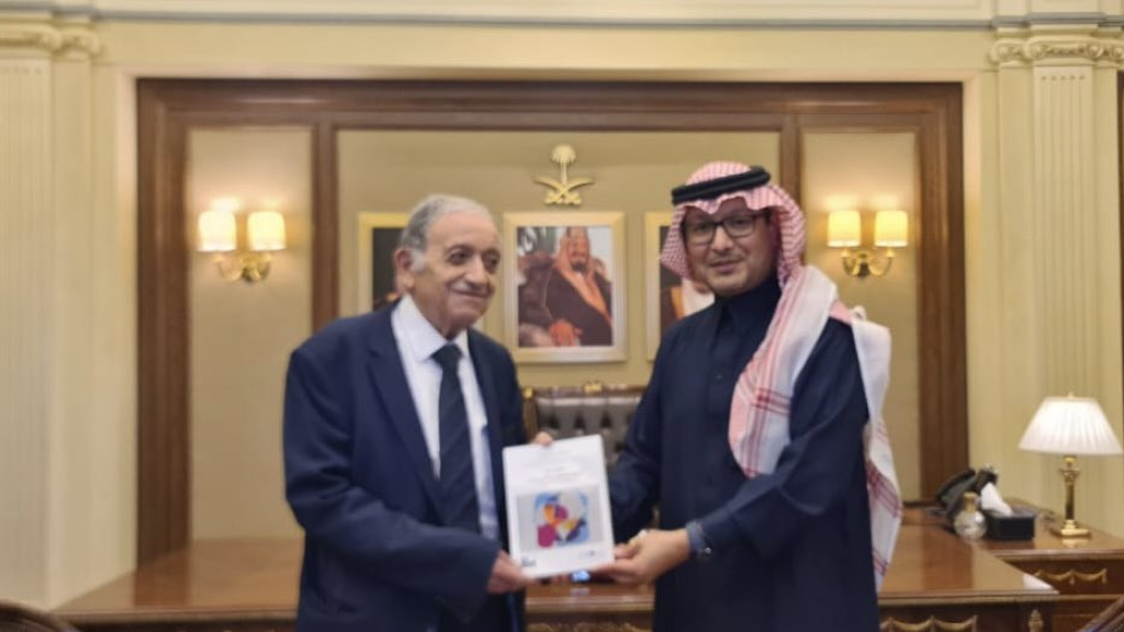 بخاري تسلم من انطوان مسرة كتابه 