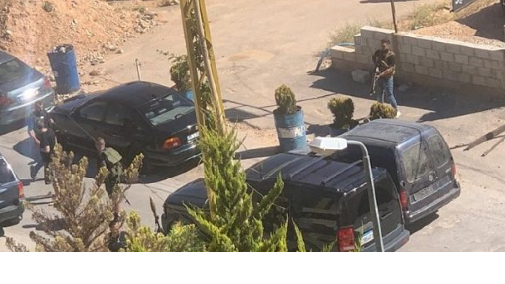 بالفيديو.. مقتل رئيس عصابة وتوقيف مطلوبين في حورتعلا