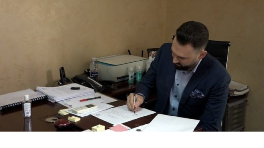 تيمور جنبلاط يتقدم بترشيحه لرئاسة “الإشتراكي”