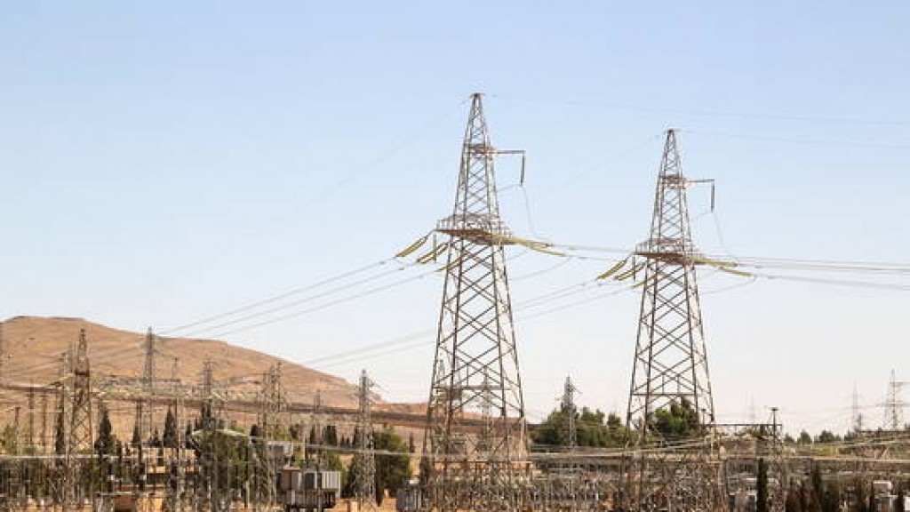 عقد “فيول العراق” يتجدّد بتسهيلات… وماذا عن “كهرباء الأردن”؟