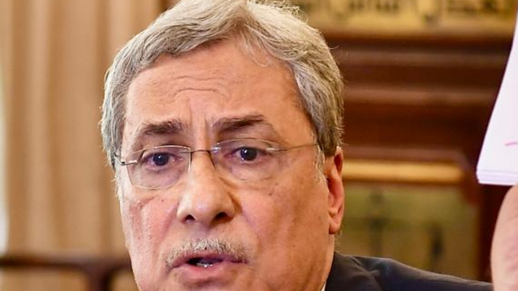 وزير العدل : القضاء الفرنسي وافق على طلبات ايمانويل داود وباسكال بوفية بإلقاء الحجز على الأموال العائدة لسلامة ورفاقه لصالج الدولة اللبنانية