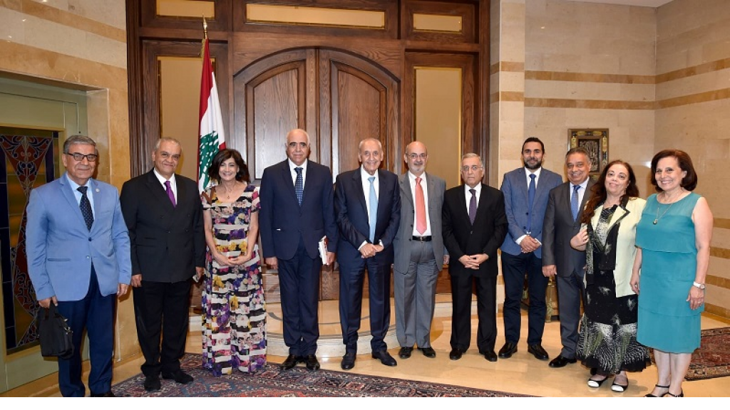 بري: 