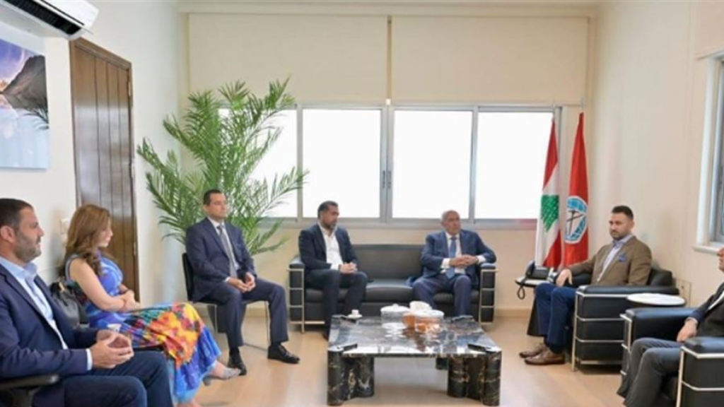 تيمور جنبلاط استقبل مخزومي وعرض التطورات مع وفد 