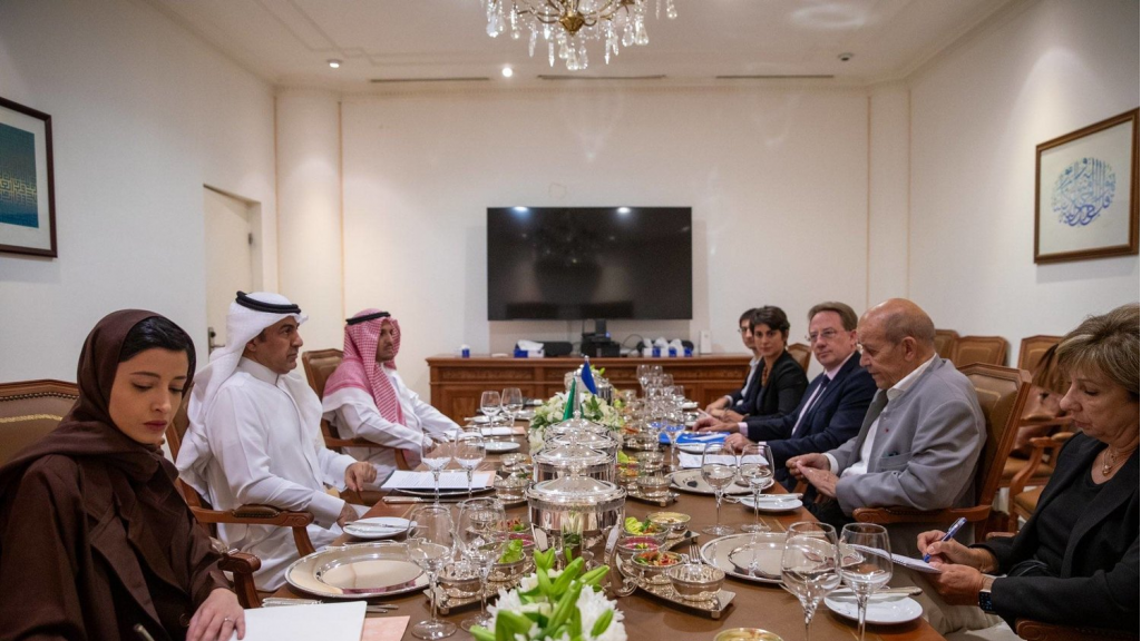 مباحثات سعودية - فرنسية حول الملف اللبناني في الرياض