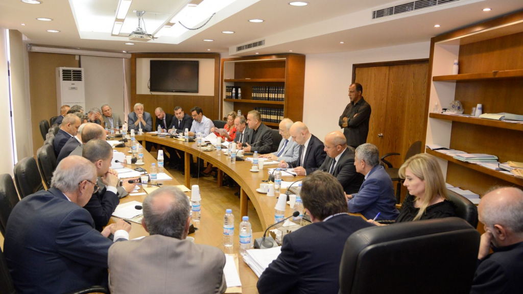 كنعان يحدد موعدا جديدا لاجتماع لجنة المال والموازنة