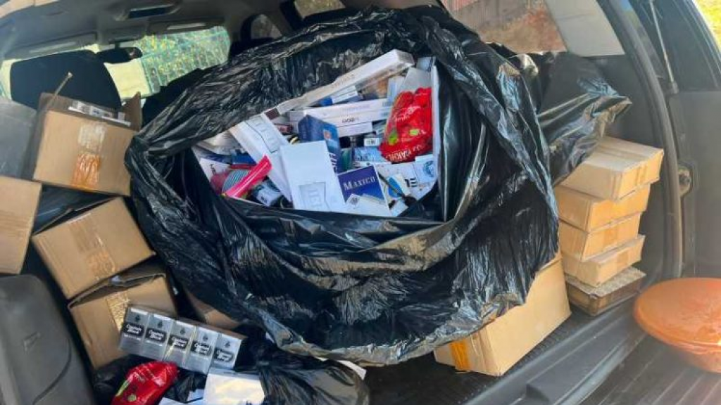 الريجي تضبط بضاعة مهربة ومزورة…