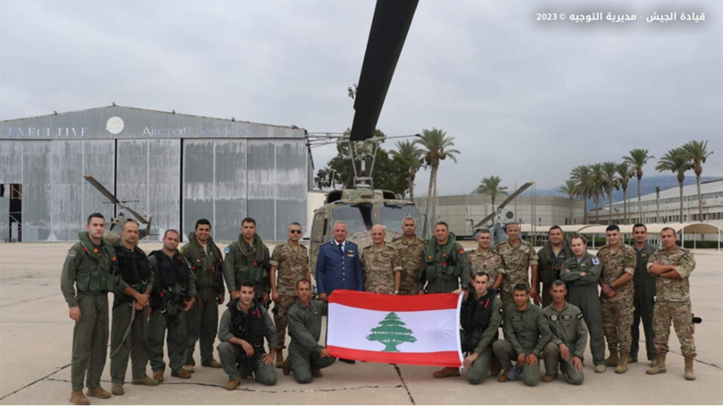  الجيش: عودة طوافتين من نوع AB-212 تابعتين للقوات الجوية بعد مؤازرة قبرص في إطفاء الحرائق