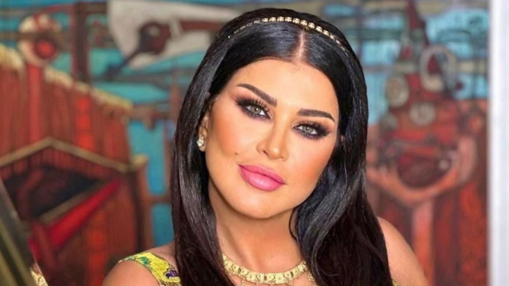 جومانة مراد تحتفل مع أصدقائها بأسلوب جريء