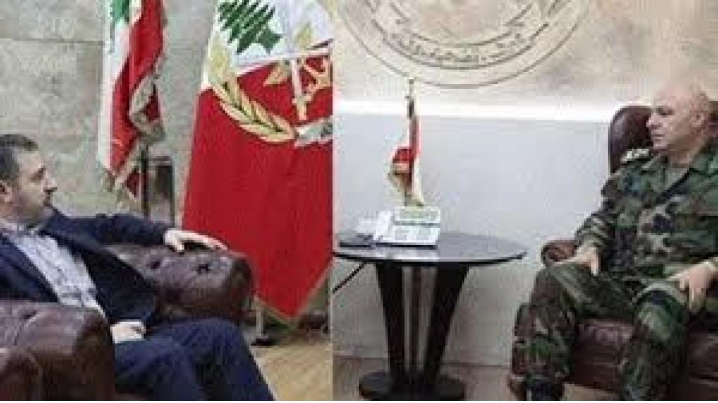 اتصال بين وفيق صفا وقائد الجيش