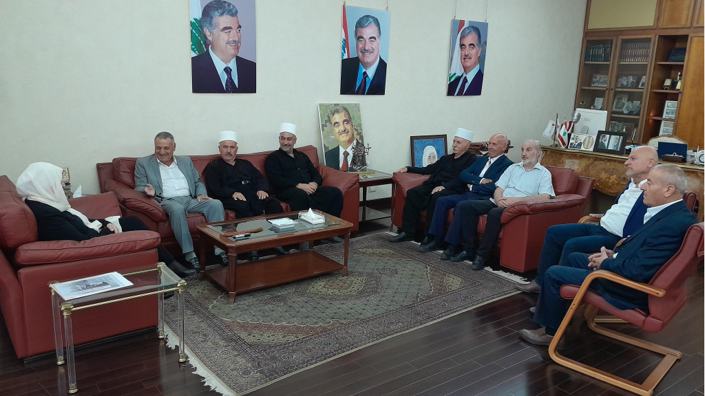 بهية الحريري استقبلت وفداً من بلدة 