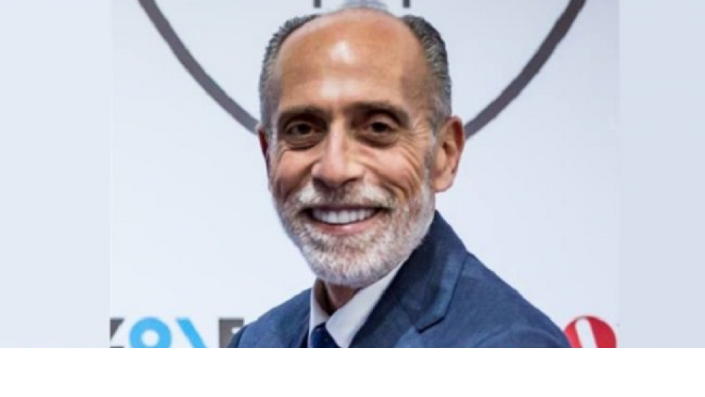 من هو «رجا أبو عسلي» ظل الحاكم؟