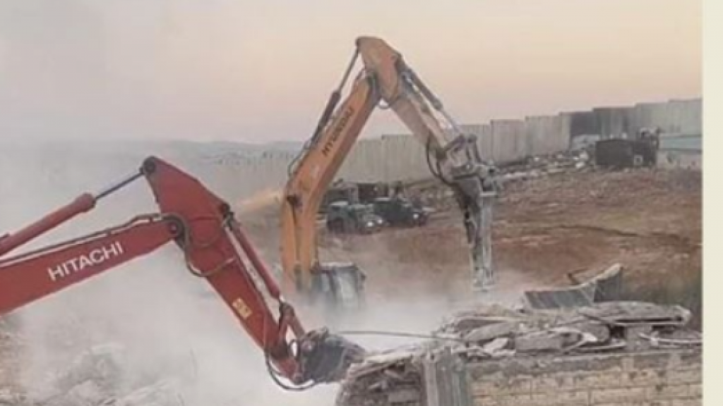 الاحتلال يهدم منازل ومنشآت في عناتا شرق القدس المحتلة
