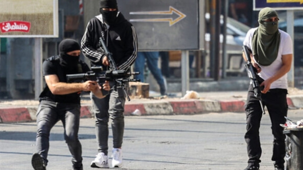 إسرائيل تستنفد «حلولها»: الاقتحامات الخاطفة لا توقف الفدائيين