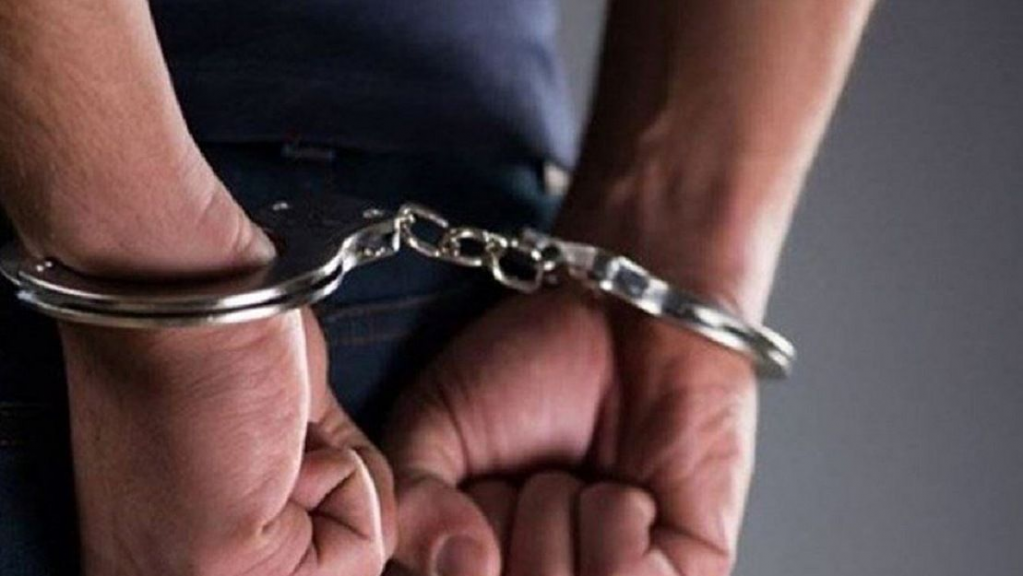 توقيف شخصين لارتكابهما جرائم مختلفة